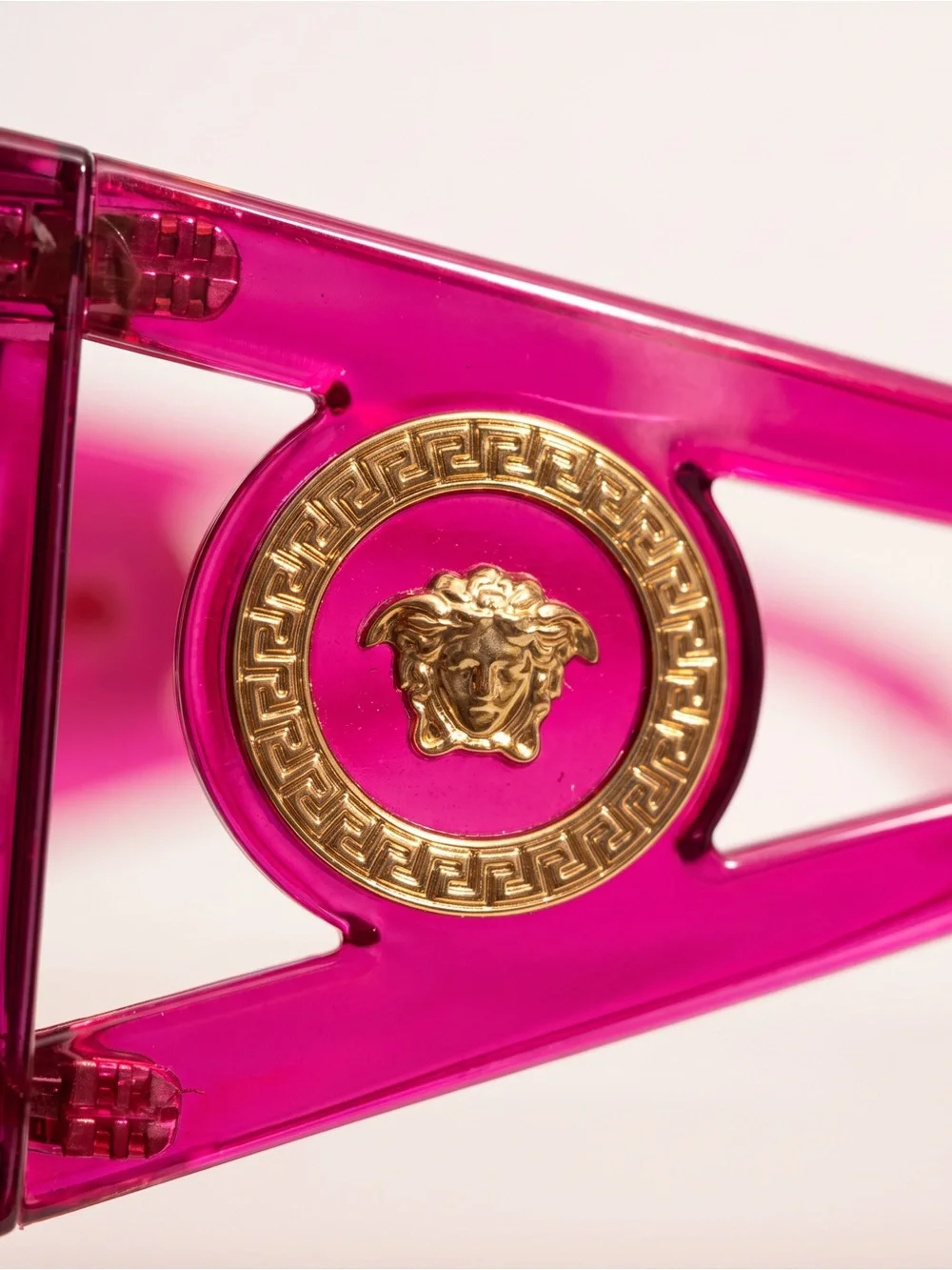 Versace extremely hard
